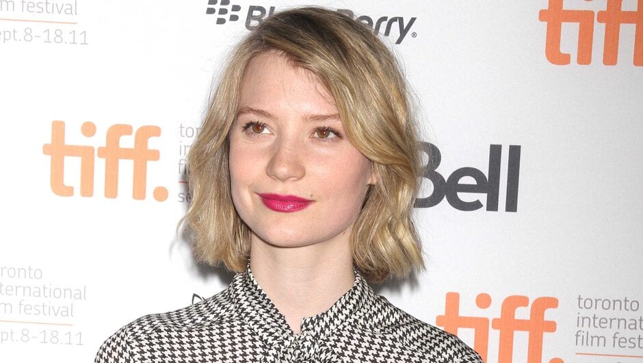 intervista mia wasikowska