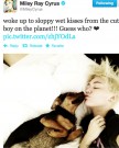 Miley Cyrus con uno dei suoi cani
