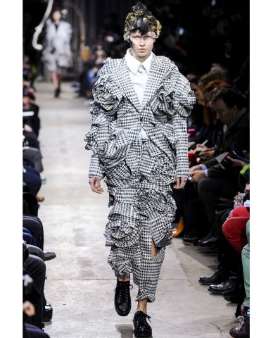 Qui passò Edward mani di forbici