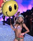 Uno smile per Jessica Hart