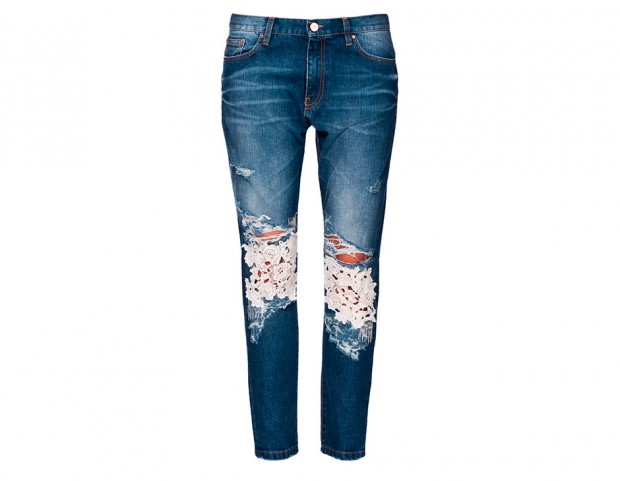 Jeans con inserto in macrame