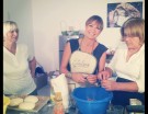 Tessa con due donne di Stolac
