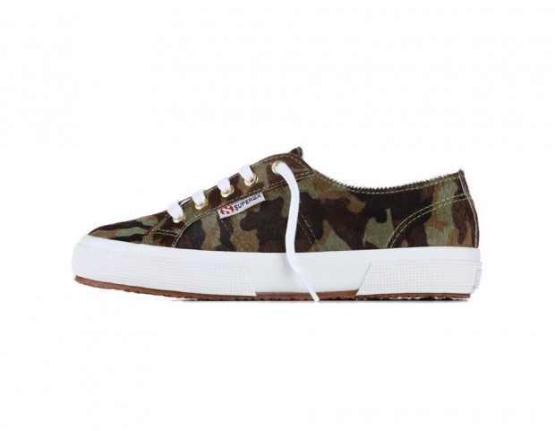 Tennis con stampa militare
