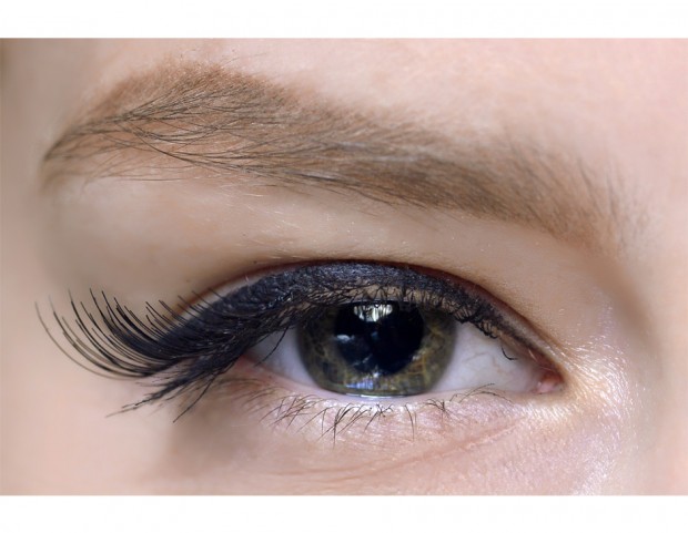 Sguardo ipnotico con l’eyeliner