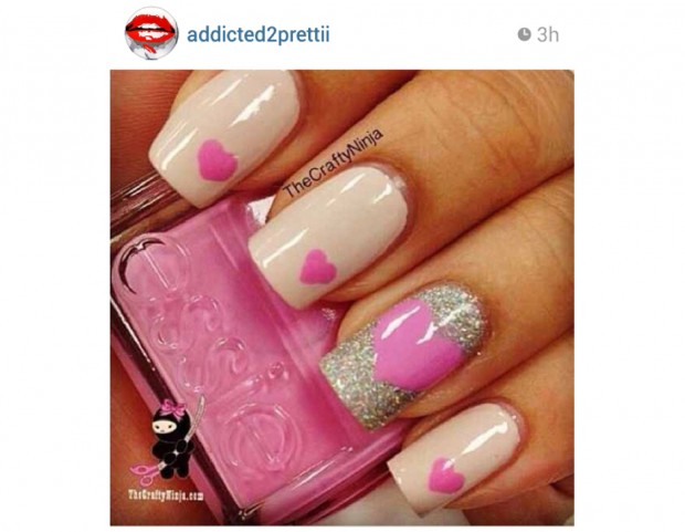 Smalto nude, cuori rosa e glitter argento