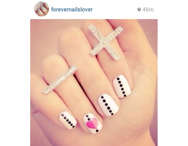 Cuore rosa e pois neri
