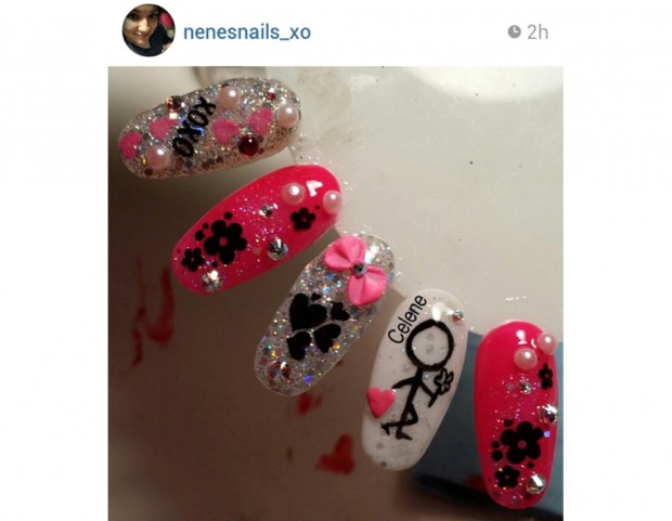 Cuori, perline e fiocchetti per una manicure a 3D