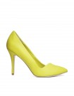 Pumps con scollo asimmetrico