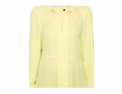 Blusa con aperture