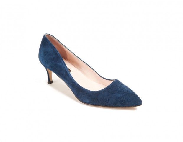 Décolleté con “kitten heel” Décolleté con “kitten heel”