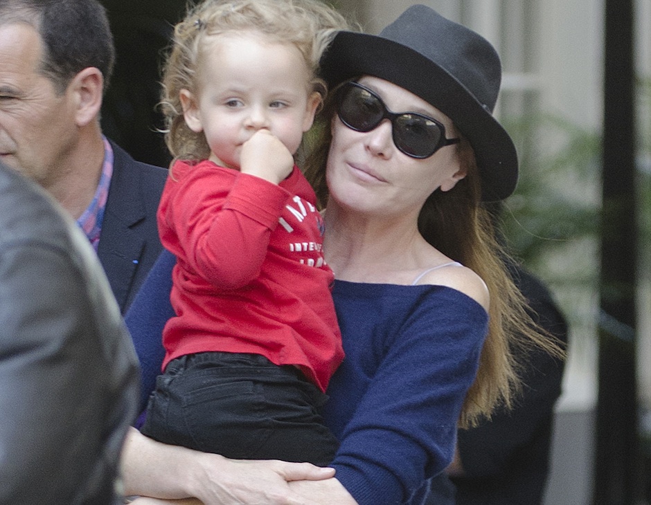Carla Bruni con la figlia Giulia - Tu Style