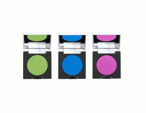 Applicali su tutta la palpebra oppure come eyeliner fluo