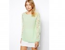 Maglia con maniche in macramè