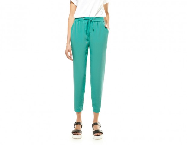 Pantaloni baggy