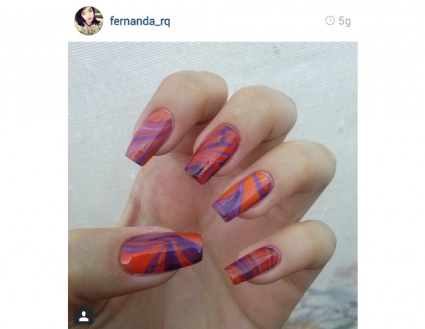 Marble Manicure dai colori del tramonto