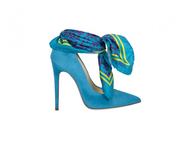 Décolleté in suede con foulard