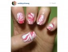 Marble Manicure bianca e rosa