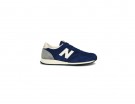 Non solo per lo sport, le sneakers in suede
