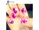 Ultra femminile la manicure rosa e fuxia