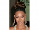 Chignon alto ed elaborato