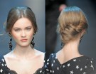 Chignon a conchiglia con riga centrale