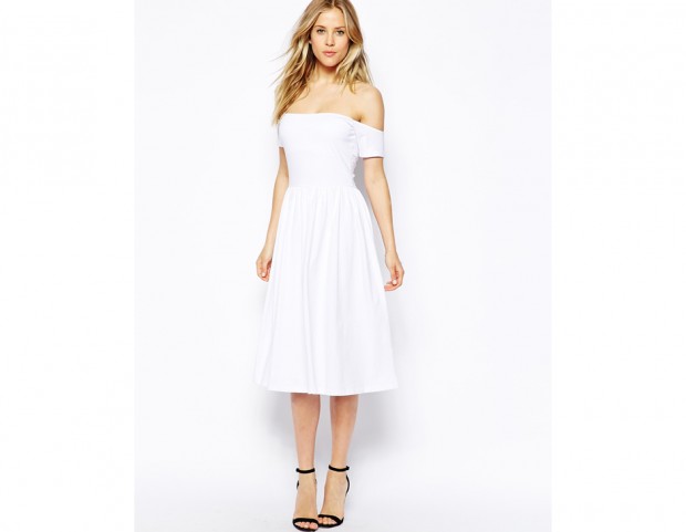 Vestito a pieghe in stile Bardot Vestito a pieghe in stile Bardot