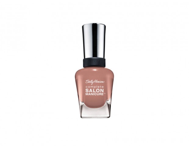 Smalto dalle 5 funzioni: base coat, fortificante, indurente, smalto colorato e top coat