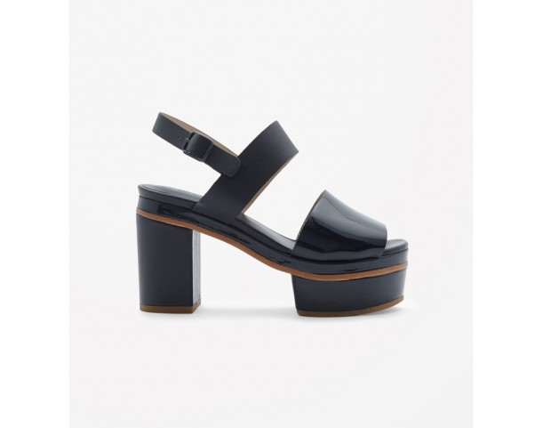 In pelle, con tacco e plateau design