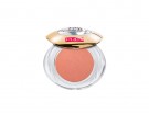 Sfuma un blush aranciato per illuminare le gote