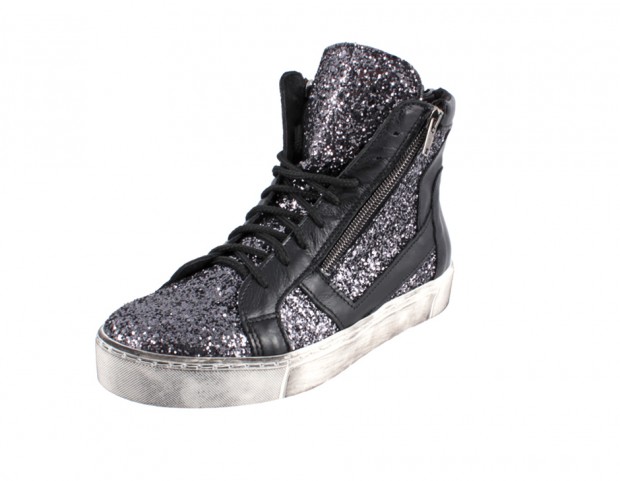Sneakers glitter