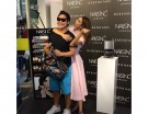 Alexa Chung è il nuovo volto per Nails Inc