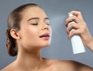 10. Vaporizza uno spray fissante per il make up