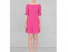 Abito basic in colore di tendenza
