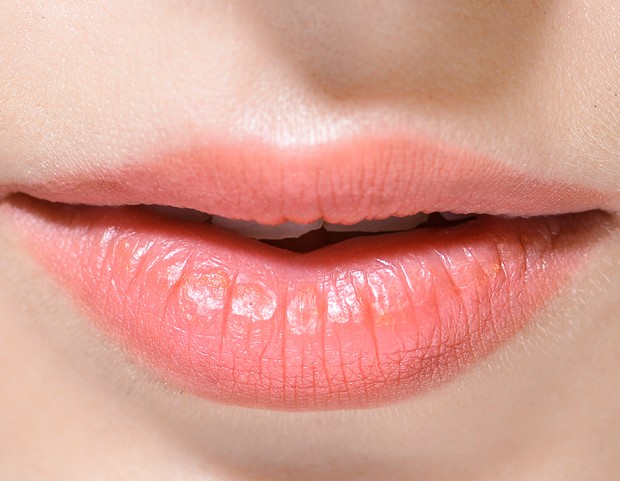 Finitura naturale per il rossetto rosato