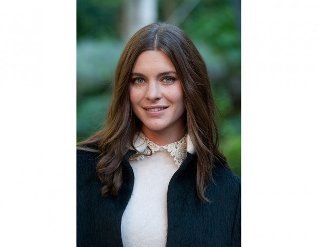 Chioma castana per l’attrice
