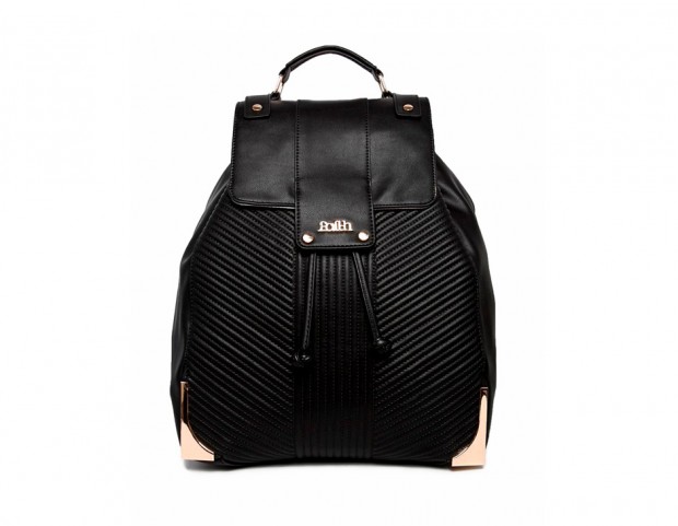 Zainetto in pelle total black con rifiniture oro