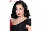 Pin-up look
