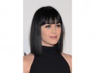 Copia il look di Katy Perry: linea di eyeliner e rossetto nude scuro