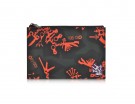 Pochette con stampa “horror” bicolor