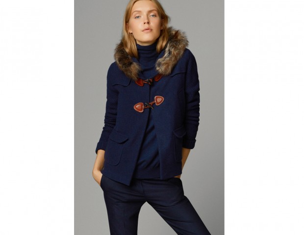 Cappotto navy blue modello Montgomery con collo in pelliccia