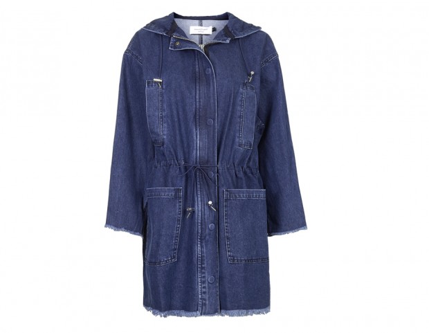 In denim, ’90 inspired