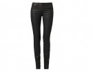 In pelle stretch e total black