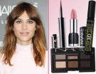 Copia il trucco di Alexa Chung: eyeliner marrone e labbra rosa