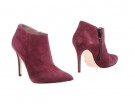 In suede color cherry