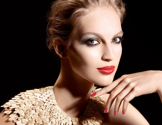 Plumes Précieuses De Chanel