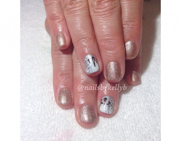 Un pupazzo di neve per la accent manicure
