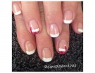 Una french manicure molto particolare