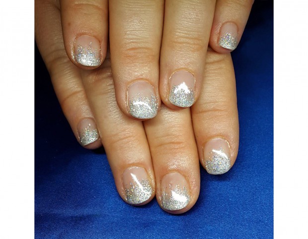 French manicure argentata