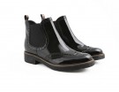 Chelsea boots in vernice