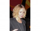 Anche Jennifer opta per un bob ad effetto bedhead